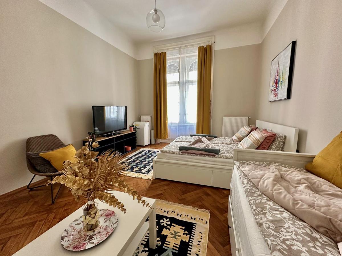 Weinerhouse Design Apartment Budapest Ngoại thất bức ảnh