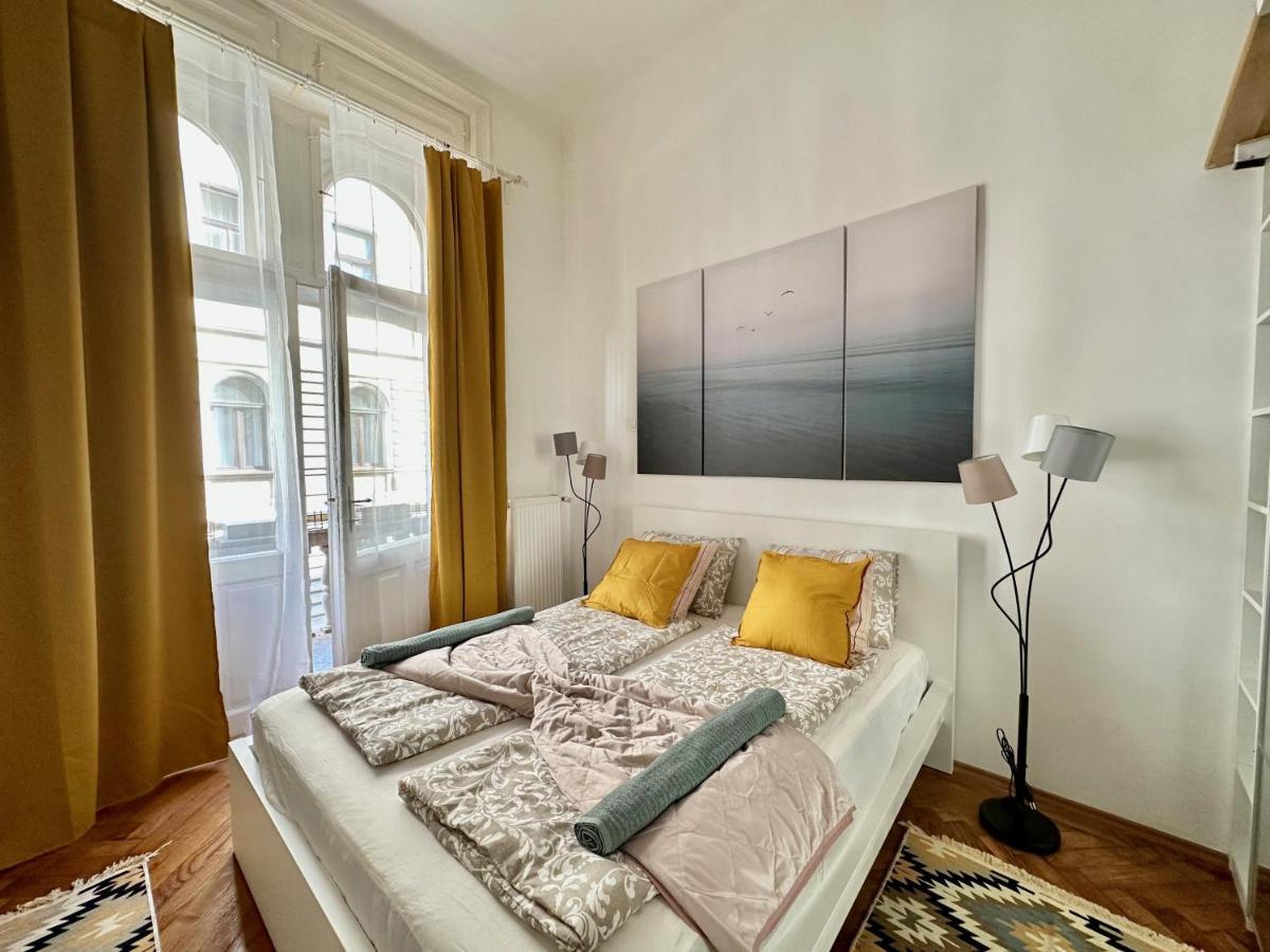 Weinerhouse Design Apartment Budapest Ngoại thất bức ảnh